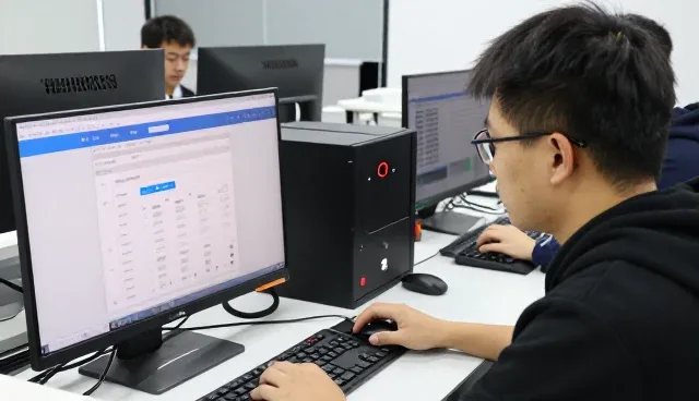 技术服务如何服务不同学校与医院